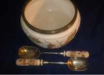 John Grinsell & Sons: ceramic salad bowl with silverplate mounts (courtesy David Bayne)