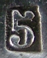 Mark for large/special pieces of cutlery manufactured using m�tal blanc (brass) as a base metal for silvering: late period (c.1903 - 1913)