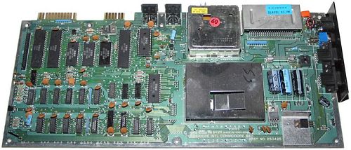 [Picture of C64 Rev B board]