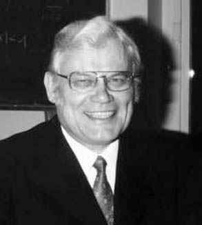 Picture of Emanuel Sperner
  