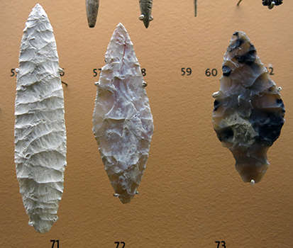 Grotte du Placard tools